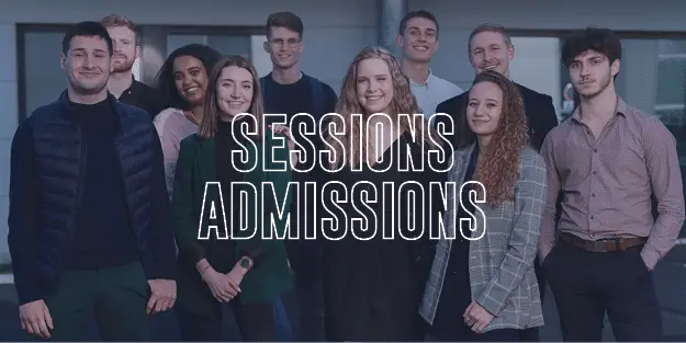 groupe d'étudiant qui posent devant le campus avec la mention sessions d'admissions en superposition