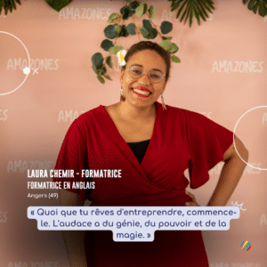 Laure Chemir formatrice au campus Ecofac Angers pose lors d'un événement