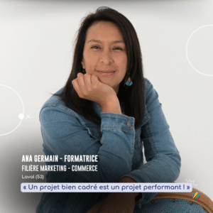 Ana Germain, formatrice sur le campus ecofac laval, prend la pose pour un shooting pour la journée des droits des femmes