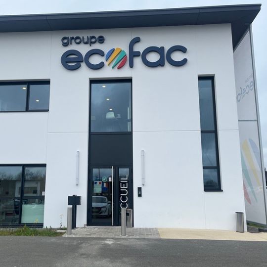 vue extérieure campus de laval