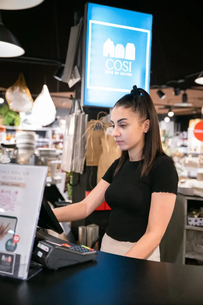 apprenante retail en magasin