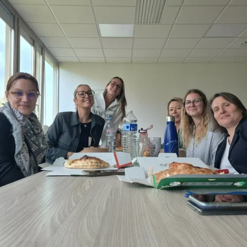 repas partagé à caen dans le cadre de la semaine fell good